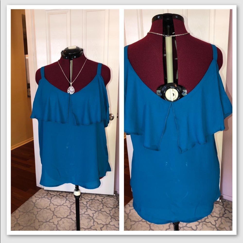 New York &Co. Ruffle Cold Shoulder Top - Picture 2 of 5